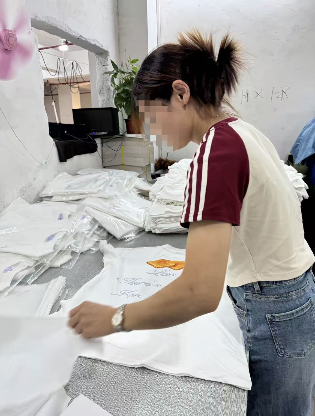 Pre-shipment inspection of finished printed textiles